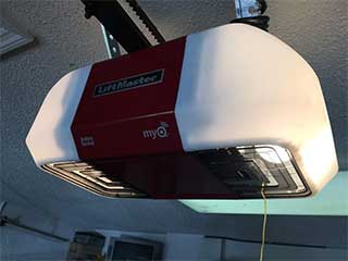 Garage Door Openers Service | Garage Door Repair Seguin, TX Garage Door Openers Service | Garage Door Repair Seguin, TX